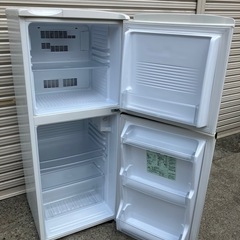 お勤め品🍵【AQUA 】 2ドア冷蔵庫 2017年 AQR-14NJ (W) -1の画像