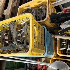 鉄くず、単菅、ワイヤー、小型家電、電子レンジ
などの画像