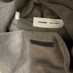 エッセンシャルズ　セットアップの画像