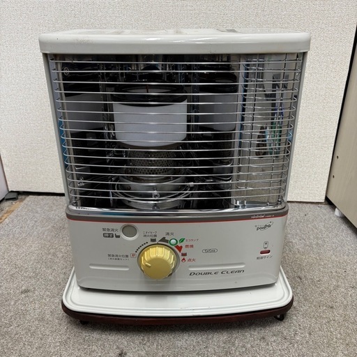 ⭐️TOYOTOMI⭐️ 石油ストーブ 灯油缶付き 2010年 大阪市近郊配送無料