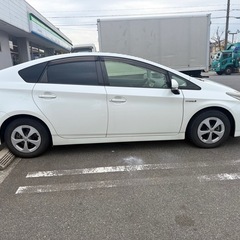 トヨタ プリウス 2013年 Gグレード ( TOYOTA PRIUS ) (G GRADE) ホワイト 車検あり 113,000kmの画像