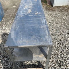鉄の台の画像