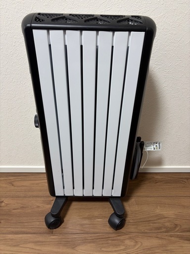 ②デロンギ　オイルヒーター　MDHU09-BK　900W