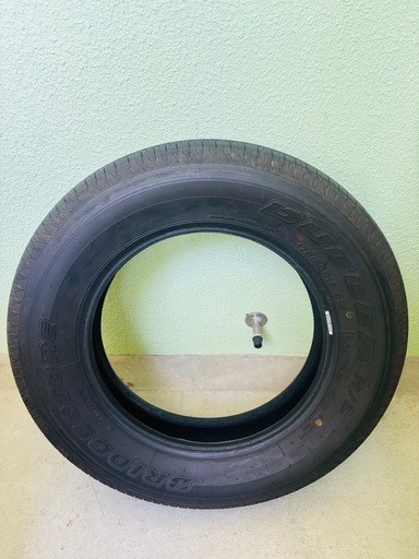 新車外しタイヤ＆ホイール。値引可能！車検対策などにお勧め！