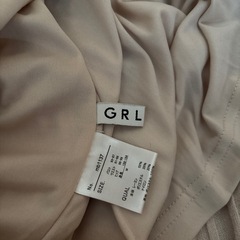 グレイルニットワンピースの画像