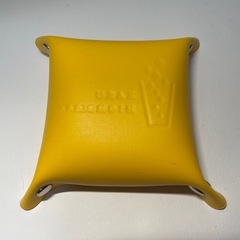 サントリーウイスキー小物入れの画像