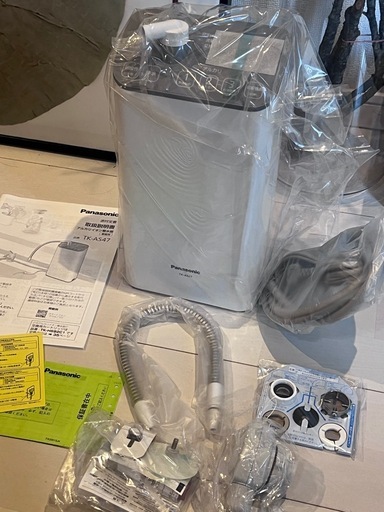 Panasonic
 アルカリイオン整水器 TK-AS47-H ライトグレー 未使用品 付属品一式