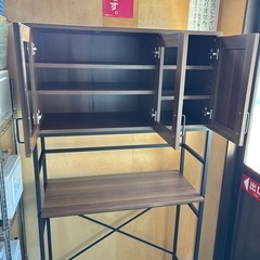 木目調×アイアンフレーム 食器棚 キッチンボード の画像