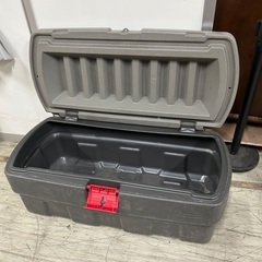 【直接引取限定】Rubbermaid ラバーメイド 収納ケース コンテナボックス ベランダストッカー  大容量 キャンプ、アウトドアにもの画像