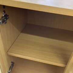 【リユ-スのサカイ広島石内店】ジモティ割！2枚扉食器棚/クリ-ニング済み/HG-9085/広島市 家具　佐伯区 家具　南区 家具　西区 家具　東区 家具　中区 家具　安佐南区 家具　安佐北区 家具　安芸区 家具　府中町 家具　海田町 家具　熊野町 家具　坂町 家具　廿日市市 家具 の画像