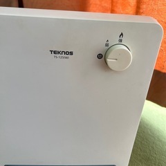 TEKNOS セラミックファンヒーター TS-125(W) 1200Wの画像