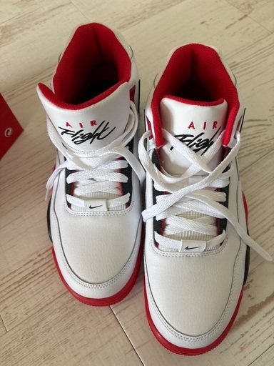 NIKE 新品　箱付き　25センチ　シューズ