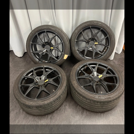 ロハナ　ROHANA RFX5　19インチ　タイヤホイールセット