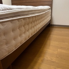 スーパーダブルベッド(フレーム+マット)の画像
