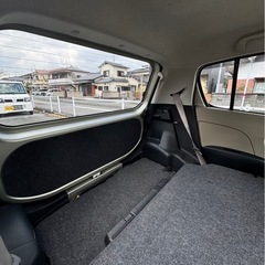 ダイハツミライースMT車の画像