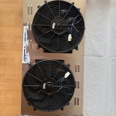 3列ラジエーター+シュラウド+ファン の画像