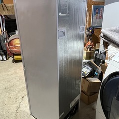 ２０２４年製　ニトリ　冷凍冷蔵庫　２３０Ｌ　２ドア　右開き　ホワイト　新品定価４９，９９０円　現行販売品　ＮＲ－２３０Ｆの画像