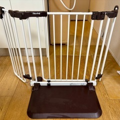 おくトビラ　ホワイトスチールの画像