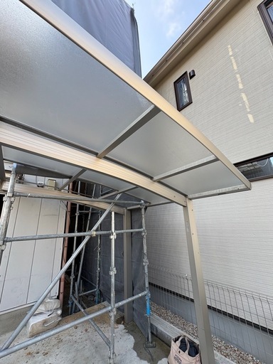 最終値下げアルミカーポート高さ約190cm  奥行き約200cm  横幅約280cm