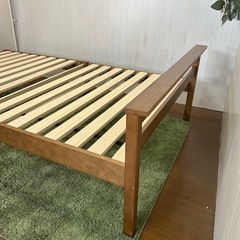 【リユース☆エコちょっぷ】木製　セミダブルベッドの画像