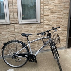 [使用浅 美品]Third Bikes サードバイクス カゴ付き クロスバイク 電動ライトの画像