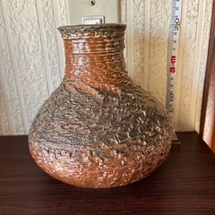 どっしりした花瓶その2の画像