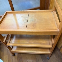木製ワゴン　カウンターの画像