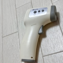 非接触式電子温度計| 温度計| 非接触温度計| 1秒測定|動作確認済の画像