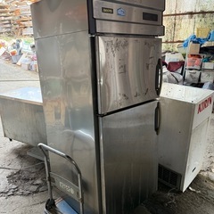 サンヨー業務用縦型冷凍冷蔵庫SRR-LV781 CLの画像