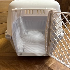 ペット用キャリーケース
の画像