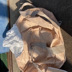 中古フレコンバッグ 丸型 直径100cm 高さ60cm 2点吊り 狭口 底排出口あり【10枚セット】の画像