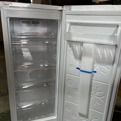 ｛売約済み］冷凍庫　　2025年製　ヤマダセレクト　122Lの画像