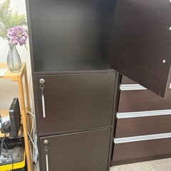 鍵付きカラーボックスの画像