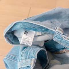 美品　ＧＵ　ダメージデニムパンツ　Mサイズの画像