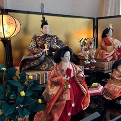 二段ひな人形の画像