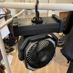 アウトドア扇風機LEDライト　1台3役　充電式　　の画像