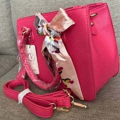 ✨️D.KᗴᒪᒪY✨️かばん👜の画像