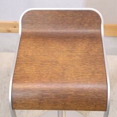 イタリア"lapalma(ラパルマ)”社のLEM(レム)カウンターチェア2脚セットです。AZUMIの代表作でもあるバースツールはシンプルでありながら機能的なモダンなバースツールです♪の画像