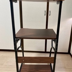 パソコンデスクの画像