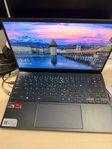 パソコン asus zen book