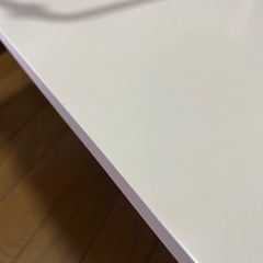 ニトリのガラステーブルの画像