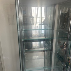 不二貿易 背面ミラー フィギュアケース コレクションケース  4段 強化ガラスの画像