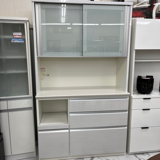 ☕️松田家具　食器棚