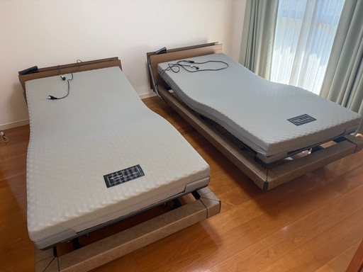 ★美品★ パラマウントベッド 電動ベッド   INTIME 1000：インタイム100