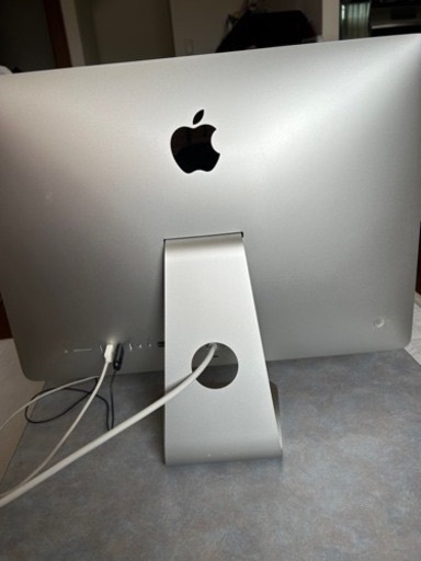 iMac 2013　21.5インチ　16GB