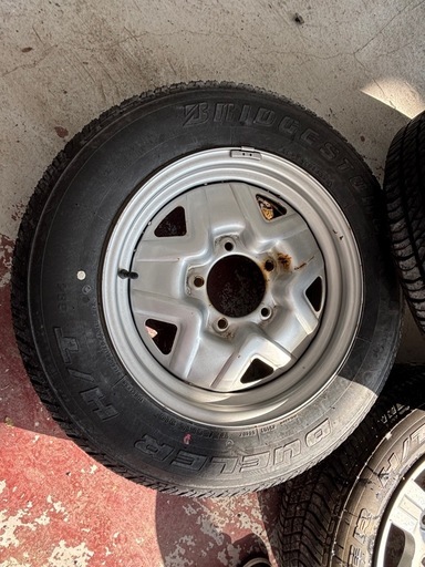 ジムニータイヤセットスペア込み

