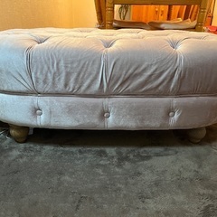 ベルベット　ベンチソファーの画像