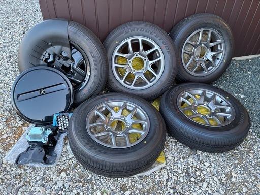 JB64ジムニー　タイヤホイールセット　新車外し
