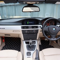 BMW 335I Mスポーツ　カブリオレ　　LCI 後期型の画像