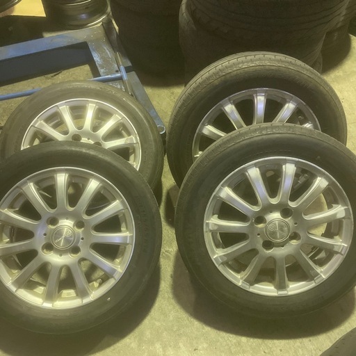 値段交渉あり。車検用等でどうですか！社外ホイール14インチ41/2J